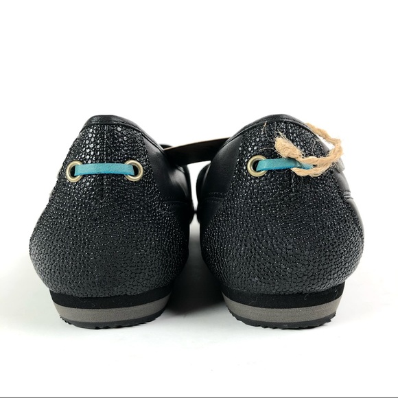 Mozo Sport Leather Slip-On Black Flat - Picture 9 of 12